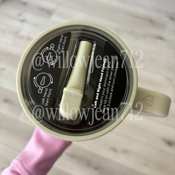 “Dried Sage Tie Dye Texture" Fabletics HydroJug 40 oz Traveler Tumbler - Picture 7 of 7